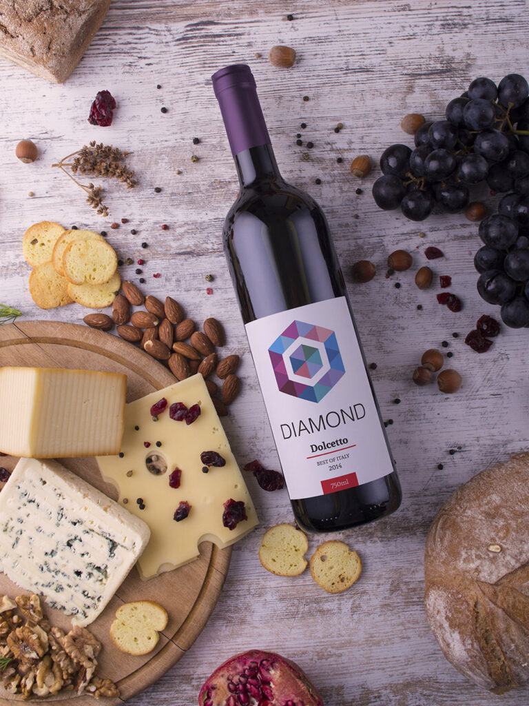 Free Download: Red Wine Mockup