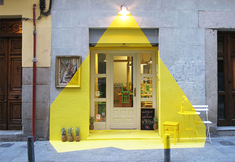 Madrid café embraces the flat aesthetic fos_003