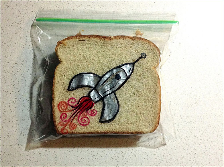 Graphic designer dad’s lunch bag surprise lunch_003