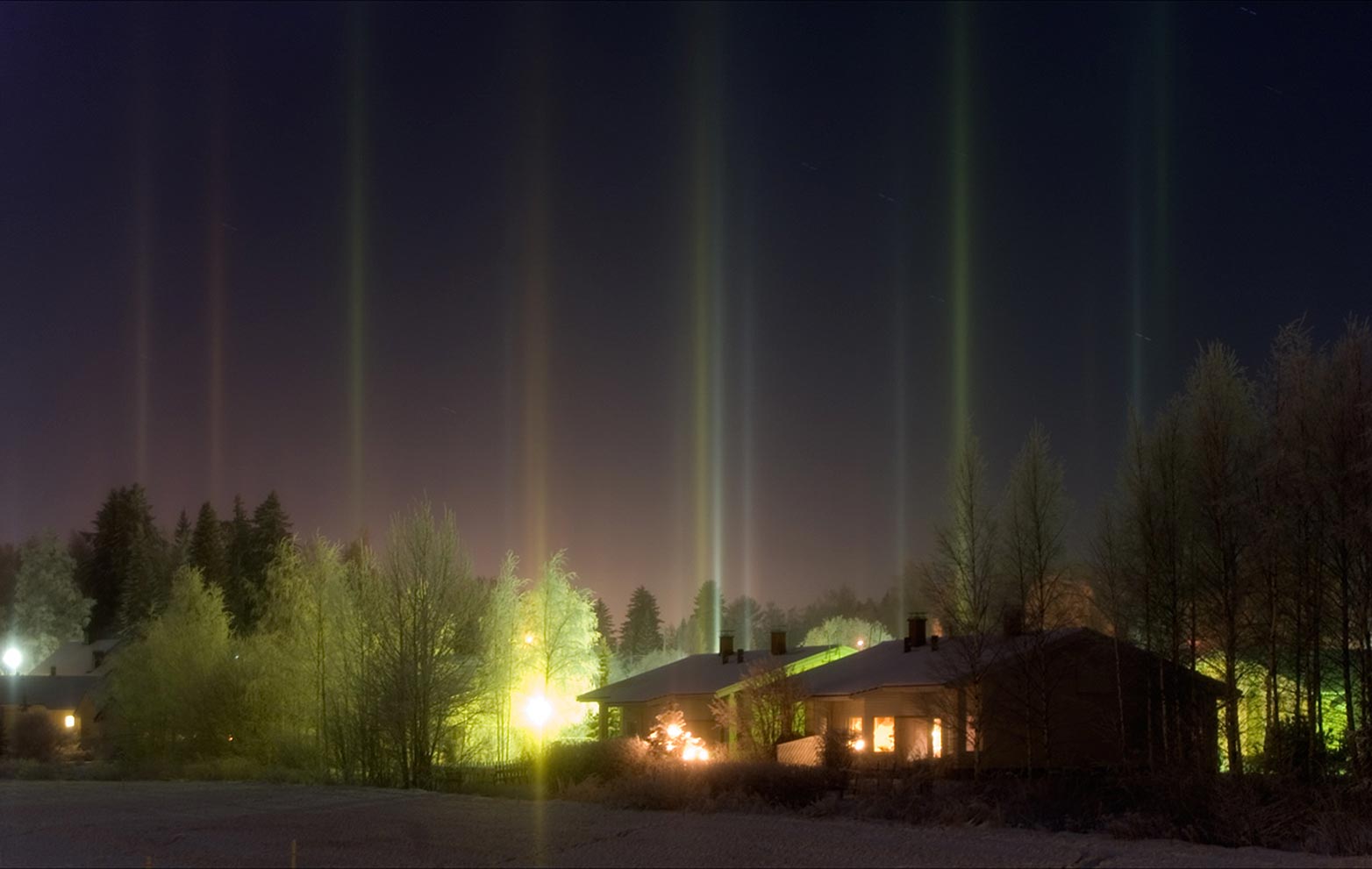 Light pillars