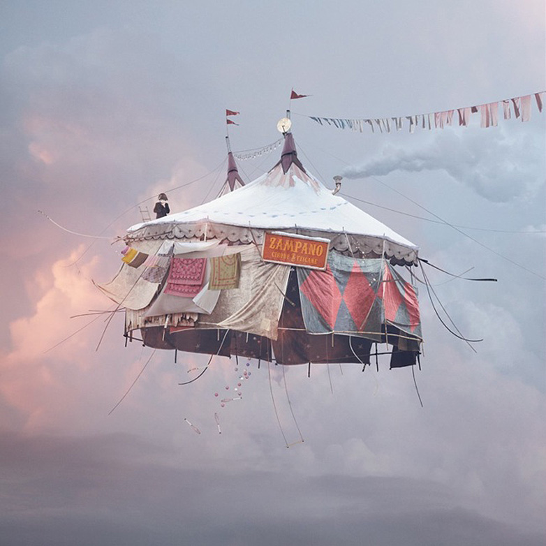 house2 Flying house image