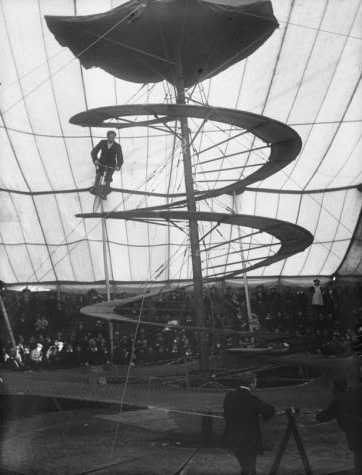 6237241590_45ee94a10c_b Circus tricks