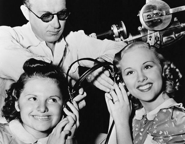 listening_image Headphones image