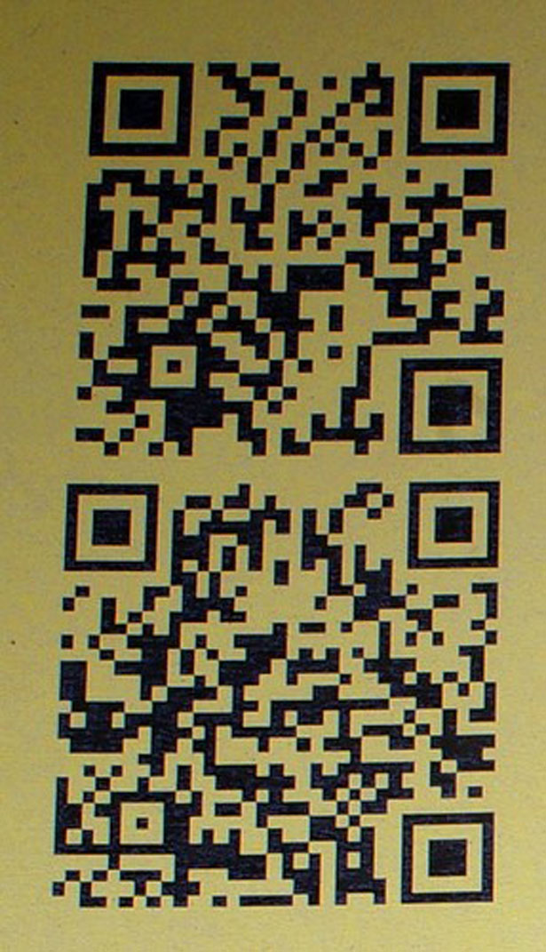30 Creative QR code business cards monkey 1