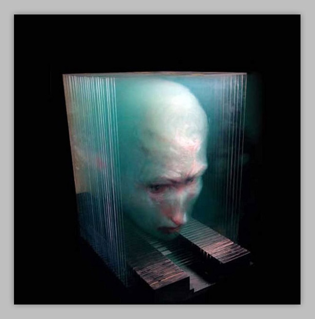 Striking Three Dimensional Glass Paintings xia 2