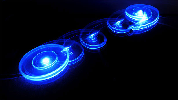 100 Stunning Demonstrations of Light Painting 13