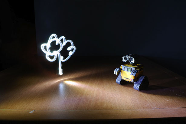 100 Stunning Demonstrations of Light Painting 15