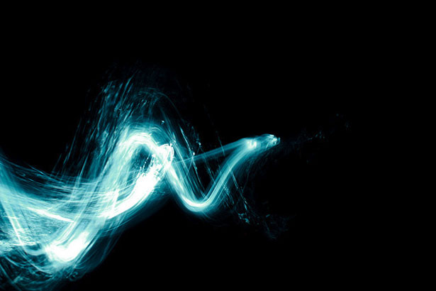 100 Stunning Demonstrations of Light Painting 39