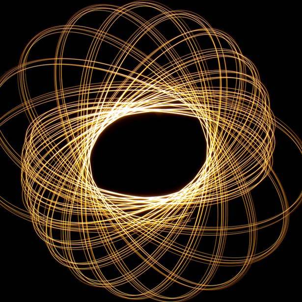 100 Stunning Demonstrations of Light Painting 54