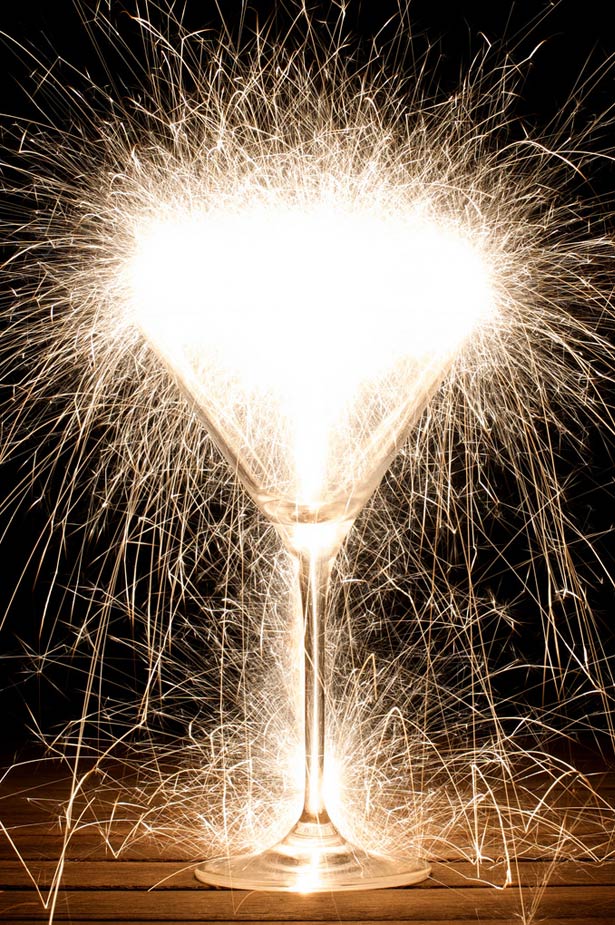 100 Stunning Demonstrations of Light Painting 75