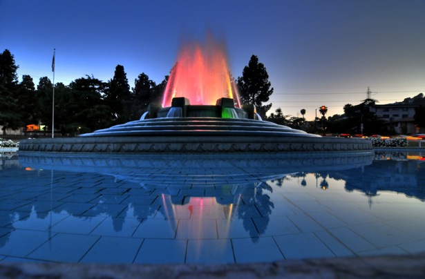 Spectacular Fountains from Around the World MullhollandFountain