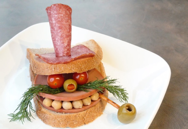 Delicious Examples of Sandwich Art CheshireCat