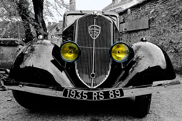Outstanding Photos with Partial Color Peugeot201