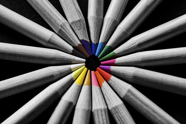 Outstanding Photos with Partial Color ColorsinBW