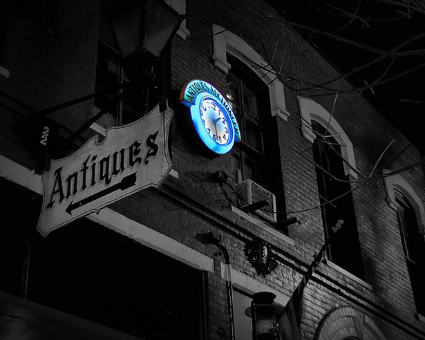 Outstanding Photos with Partial Color Antiques