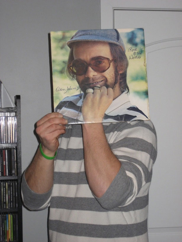 Captivating Examples of Sleeveface Photography EltonJohnRTW