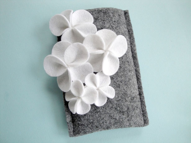 The Wackiest and Most Creative iPhone Cases Flower