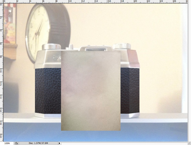 How To Create A Vintage Camera in Photoshop 045 halina