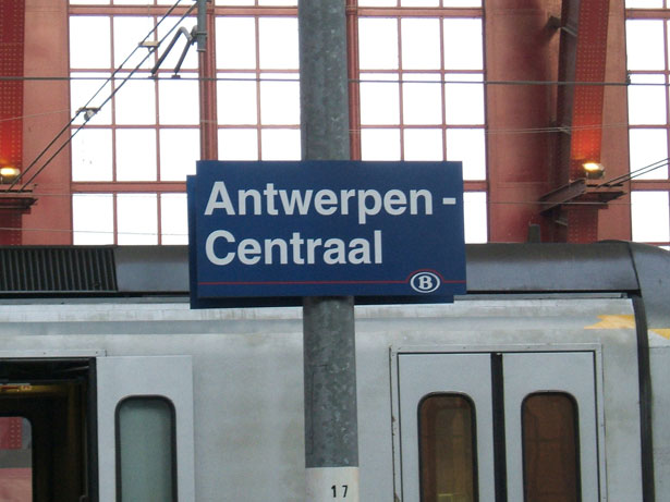 The Simplicity of Helvetica antwerpcentral