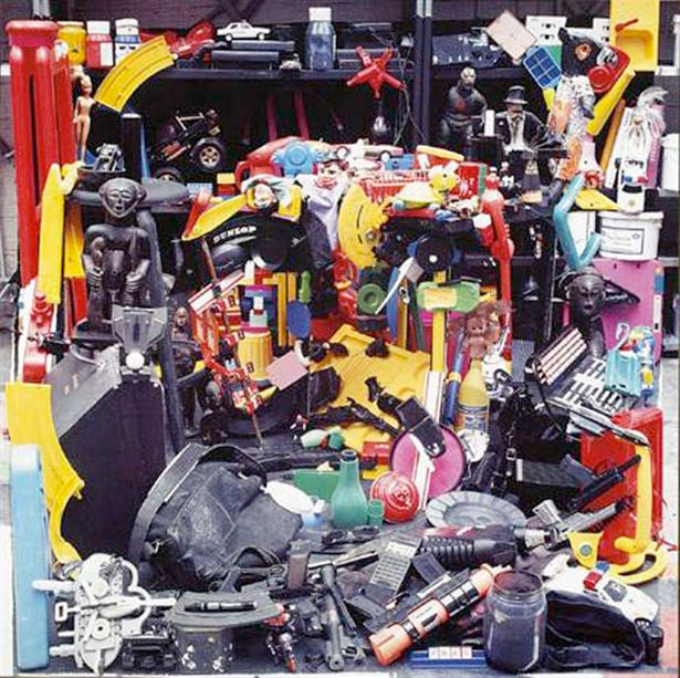 Non-Trashy Recycled and Trash Art prasche