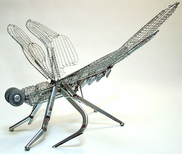 Non-Trashy Recycled and Trash Art 0803dragonfly