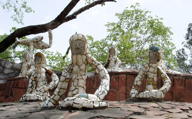 Non-Trashy Recycled and Trash Art chand