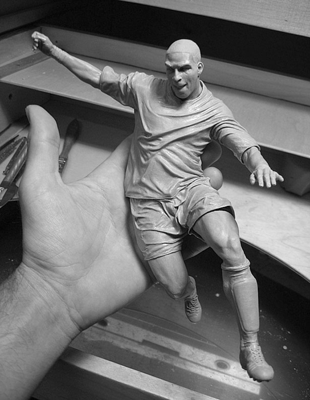 Mind Blowing Hyperrealistic Sculptures 68 1