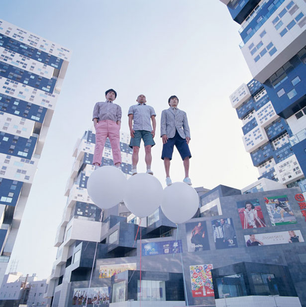 The Unbelievable and Impossible Photos of Li Wei 35 3