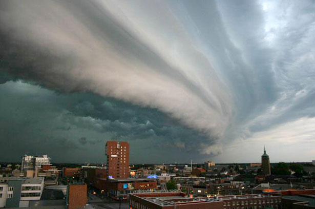 The Weirdest Clouds that You'll Ever See 2 132