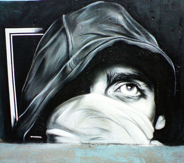 40 Striking Examples of Graffiti Art work 03