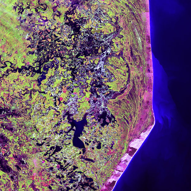 60 Stunning Satellite Photos of Earth 7 97