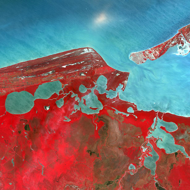 60 Stunning Satellite Photos of Earth 9 94