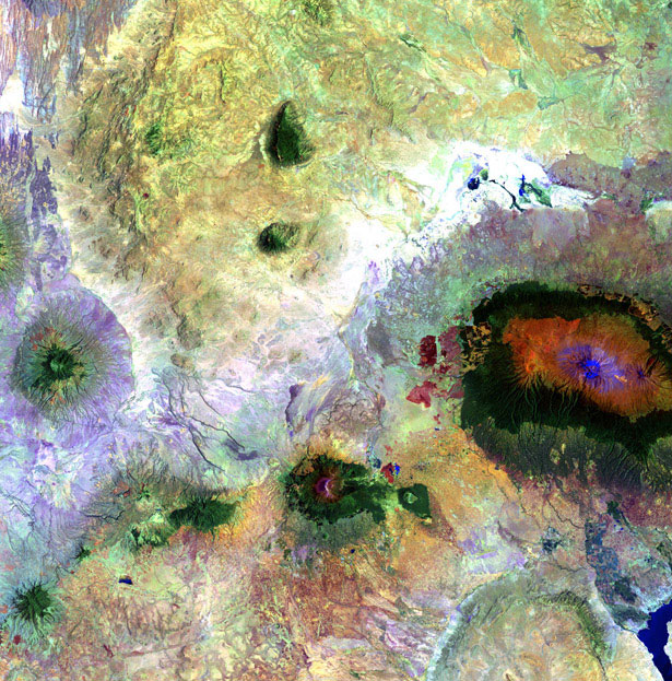 60 Stunning Satellite Photos of Earth 33 9