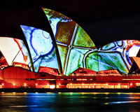 30+ Dazzling and Interactive Media Facades thumb 216