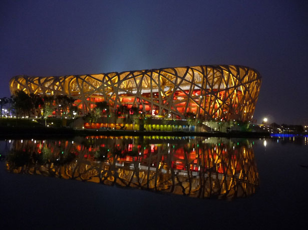 30+ Dazzling and Interactive Media Facades birdsnest