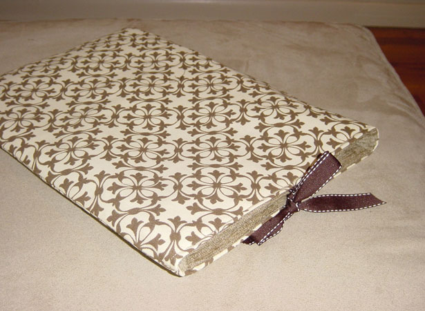 80 Creative Ways to Customize Your MacBook sherrybags beigeprint