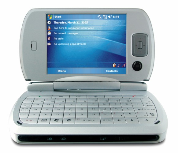 The Evolution of Cell Phone Design Between 1983-2009
