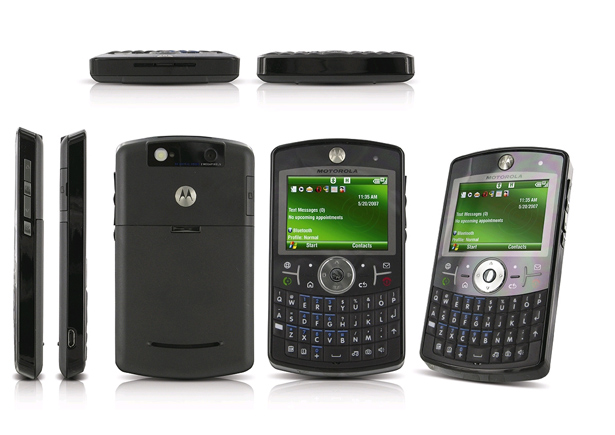 The Evolution of Cell Phone Design Between 1983-2009 dkmb86g 501d34z5jc5 b