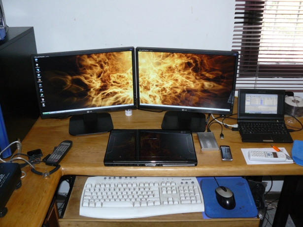 Advantages and Disadvantages of Working with Multiple Screens 15 102