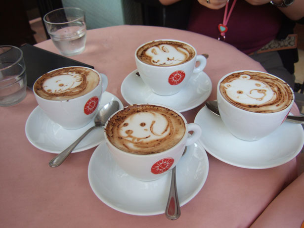50 Beautifully Delicious Coffee Designs 34 13