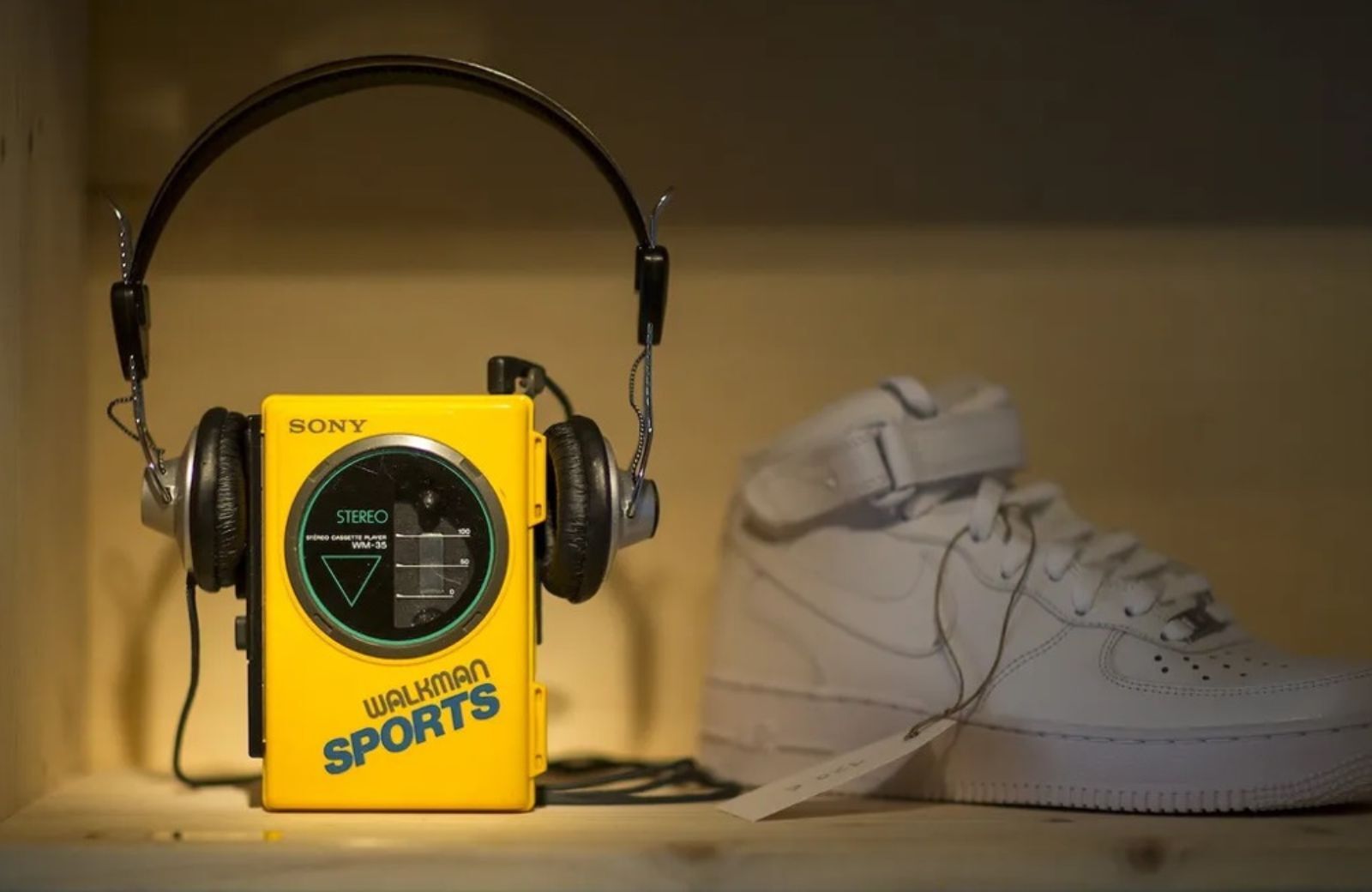 30 Obsolete Technologies that will Perplex Post-2000s Kids Walkman