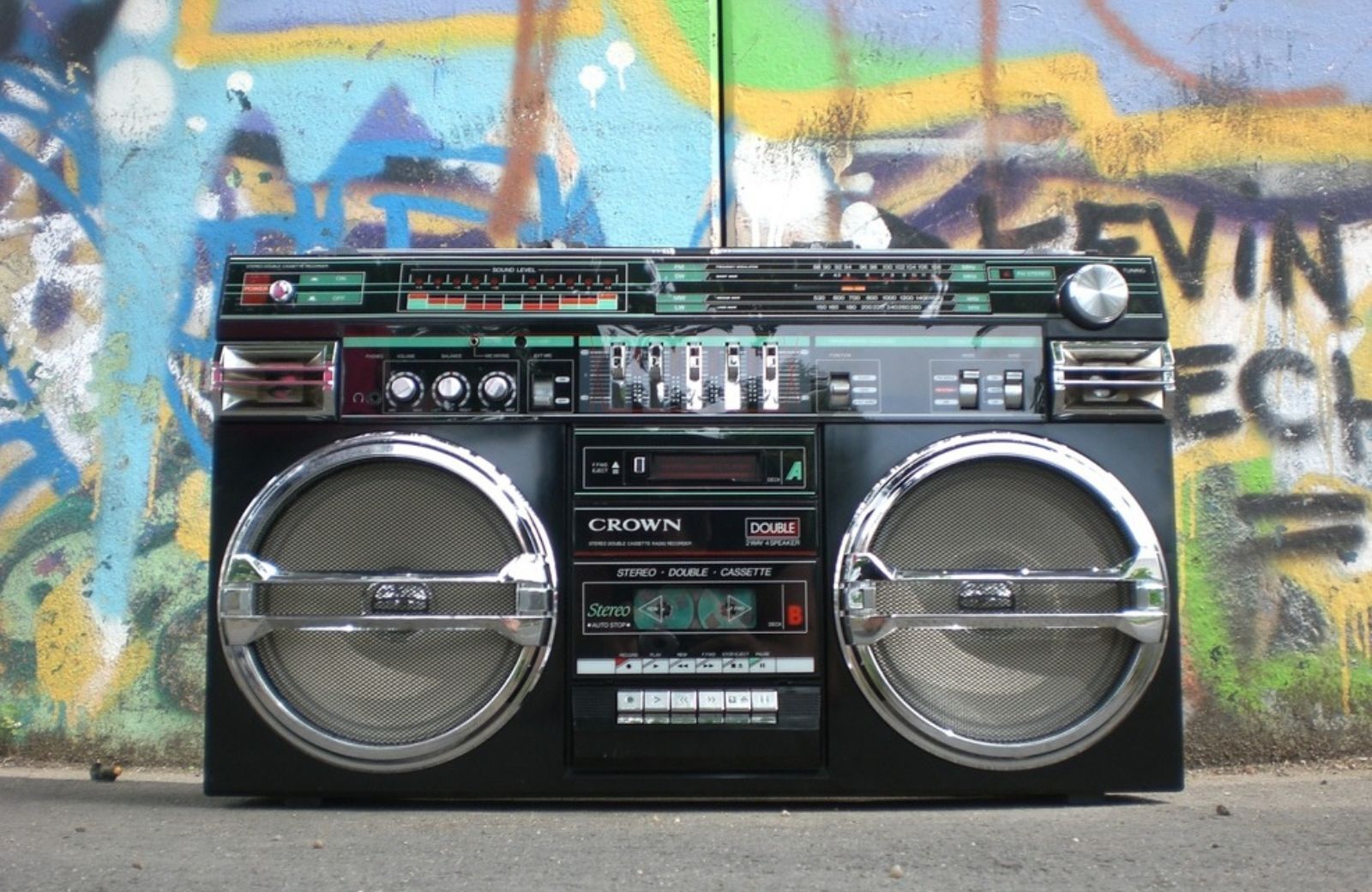 30 Obsolete Technologies that will Perplex Post-2000s Kids The Boombox